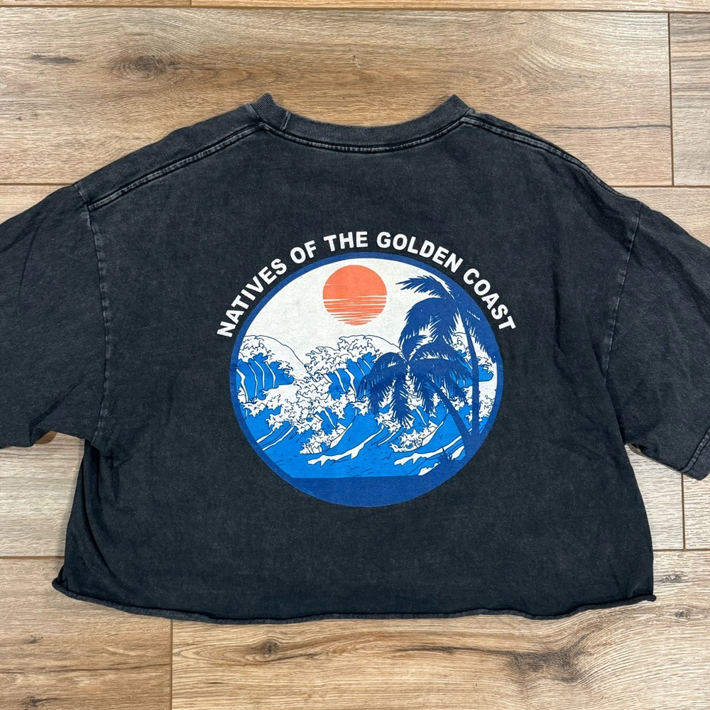 PACSUN (J. GALT) Ocean Waves Graphic Cropped Casual Short Sleeve Tee | Medium